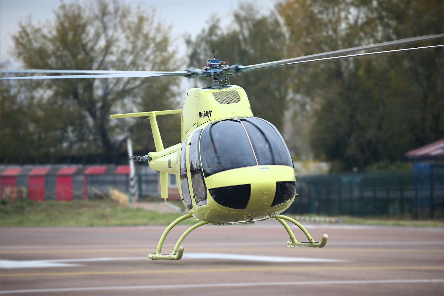 Изображение Легкий вертолет Ми-34М1 с новым отечественным двигателем ВК-650В совершил первый полет